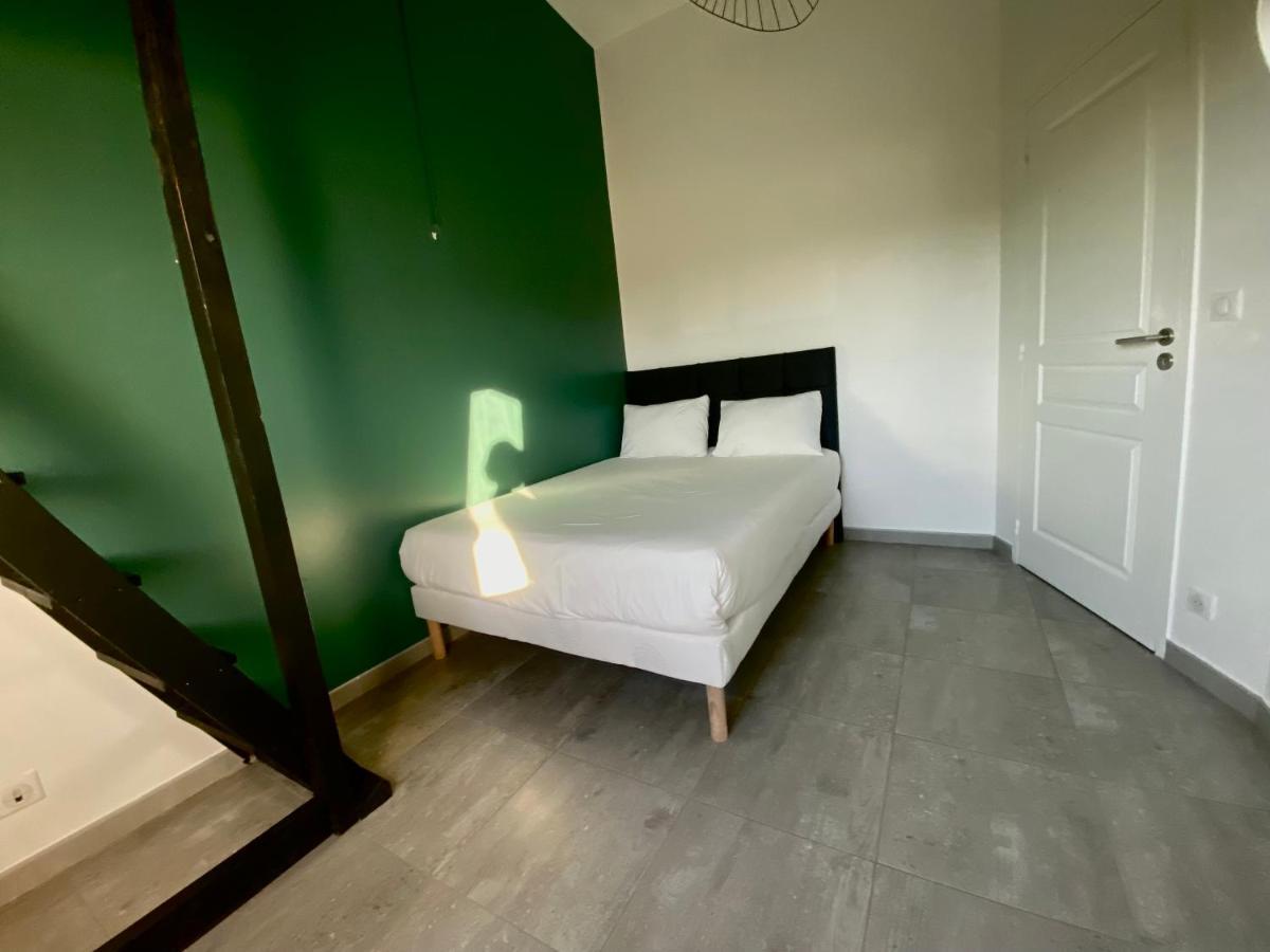 Residence 4T - 33 Avenue Gaston Chauvin Aulnay-sous-Bois Exteriör bild