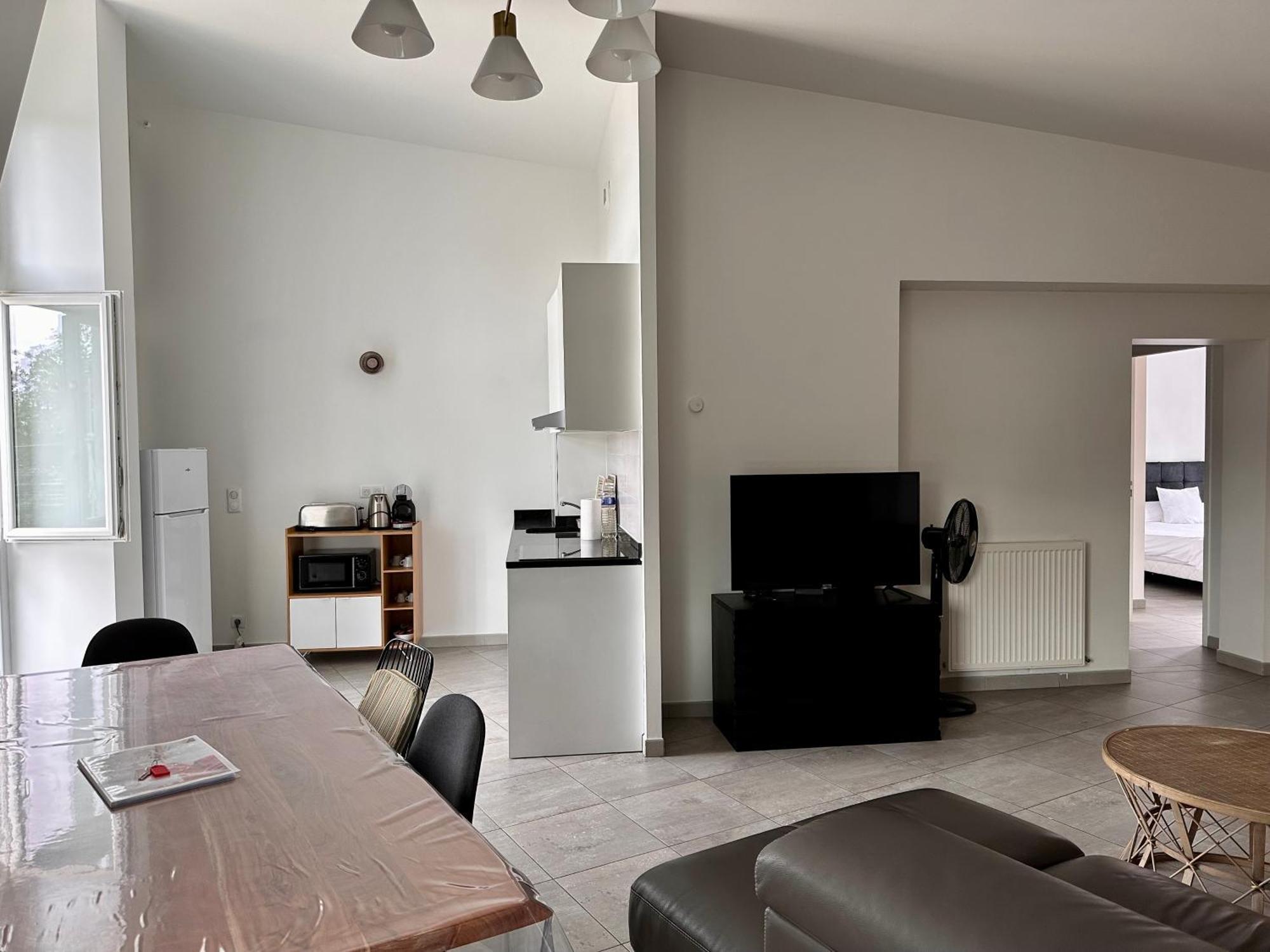 Residence 4T - 33 Avenue Gaston Chauvin Aulnay-sous-Bois Exteriör bild